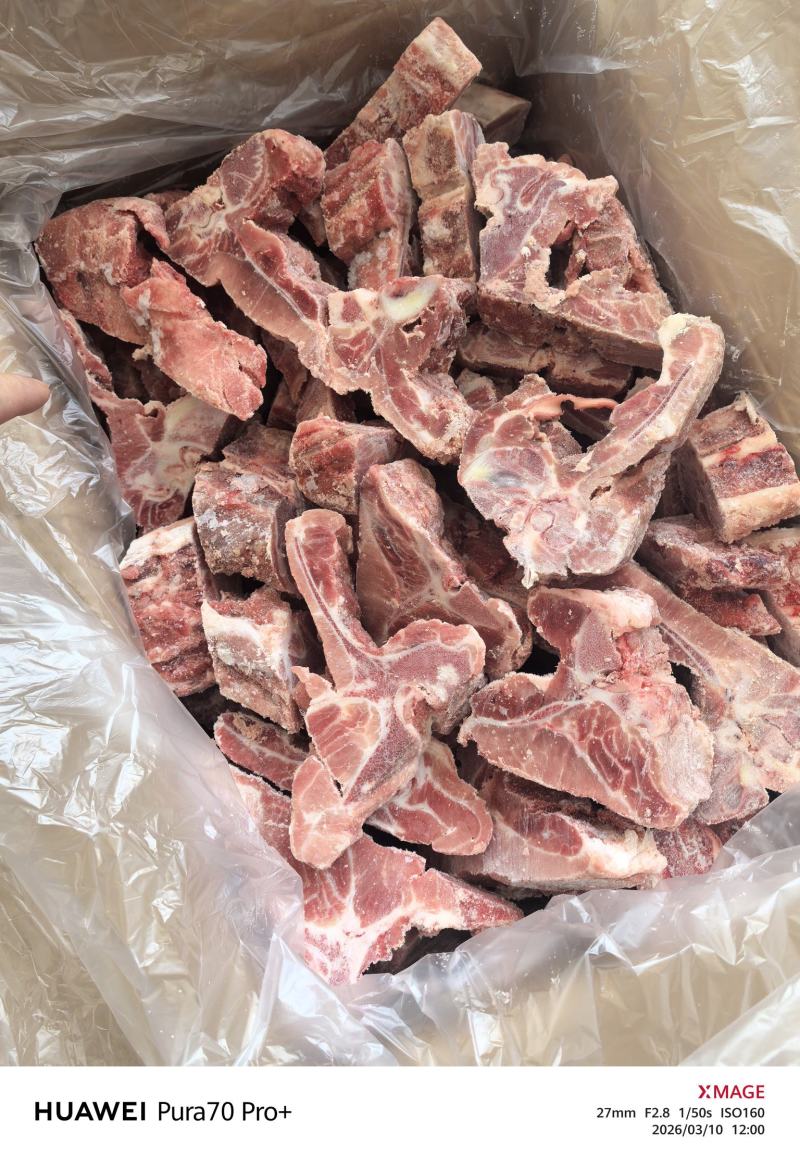 金丰满肉龙骨，新鲜4.5/斤，带肉多大70%