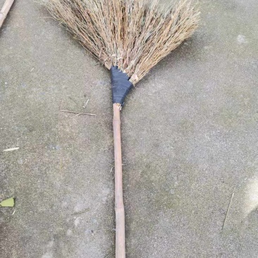 竹扫帚