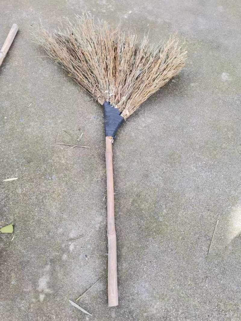 竹扫帚