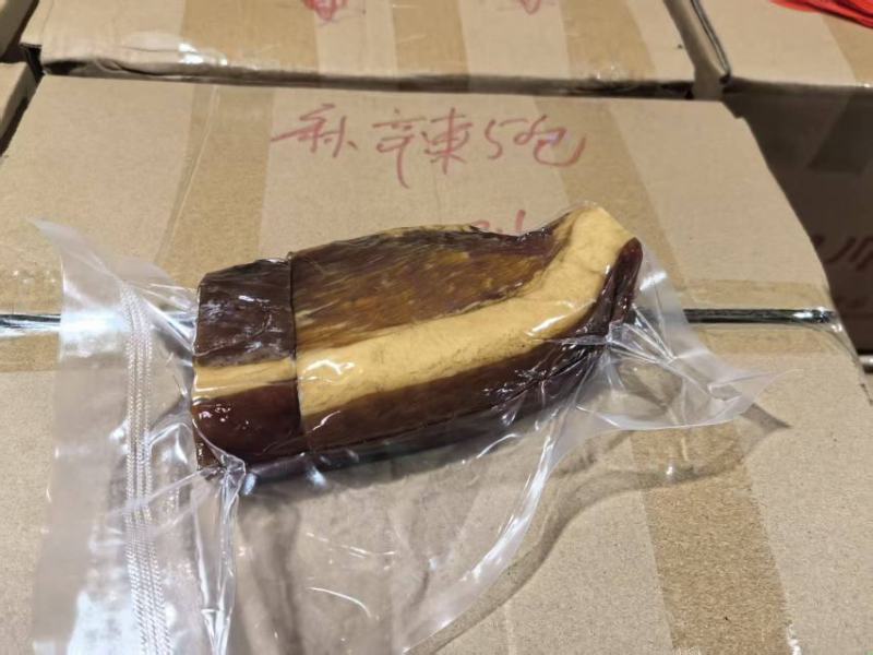 香肠，腊肉。