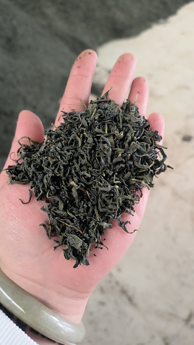 绿茶，翠芽，红茶，黄金芽，低端炒青，大量有货！