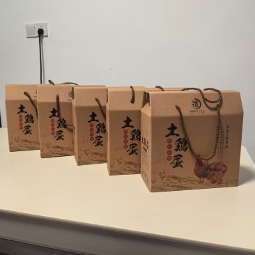 山林散养土鸡土鸡蛋。