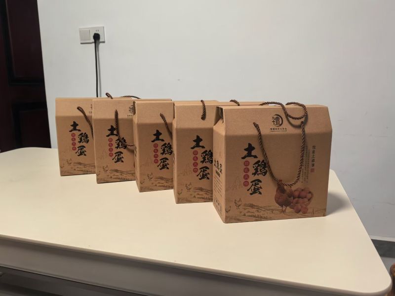 山林散养土鸡土鸡蛋。