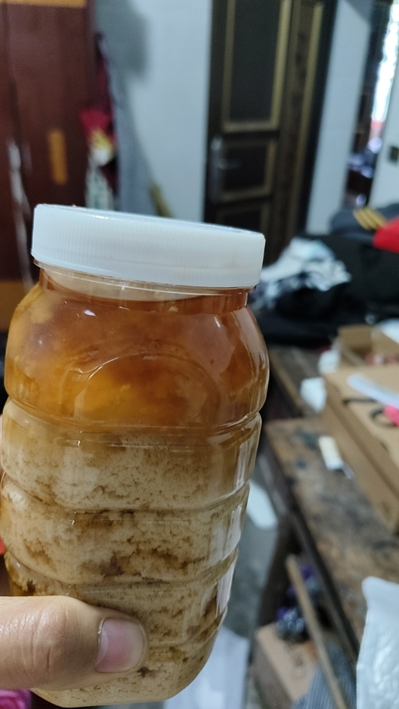 正宗的纯蜂蜜