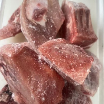 羊肉切块