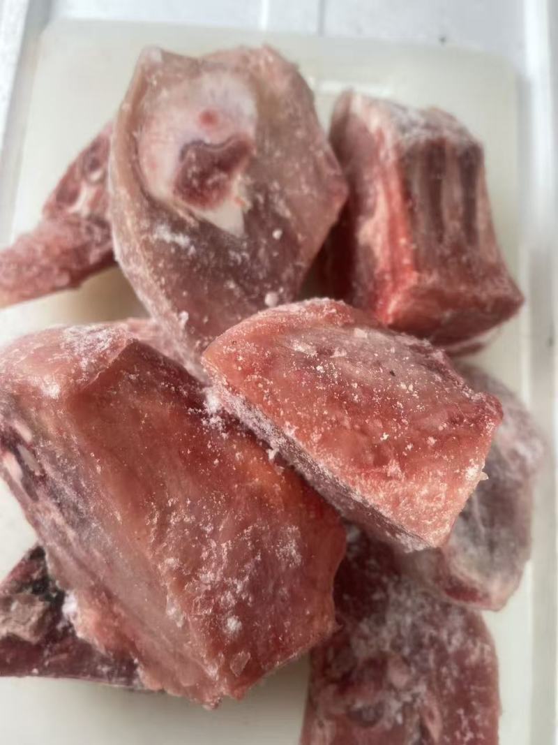 羊肉切块