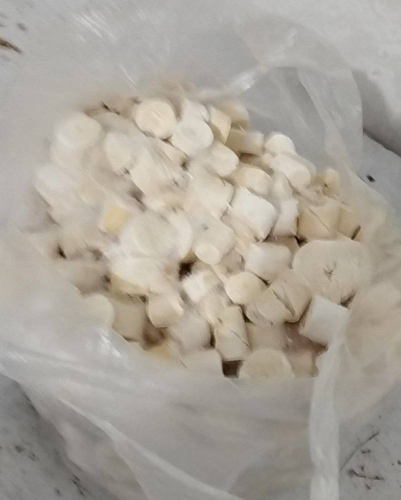 带芯木薯块
