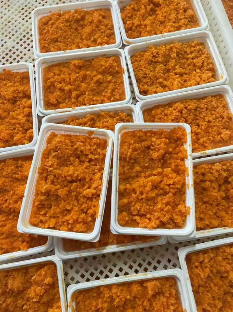 海胆肉一盒200克，一箱220盒，厂家直销