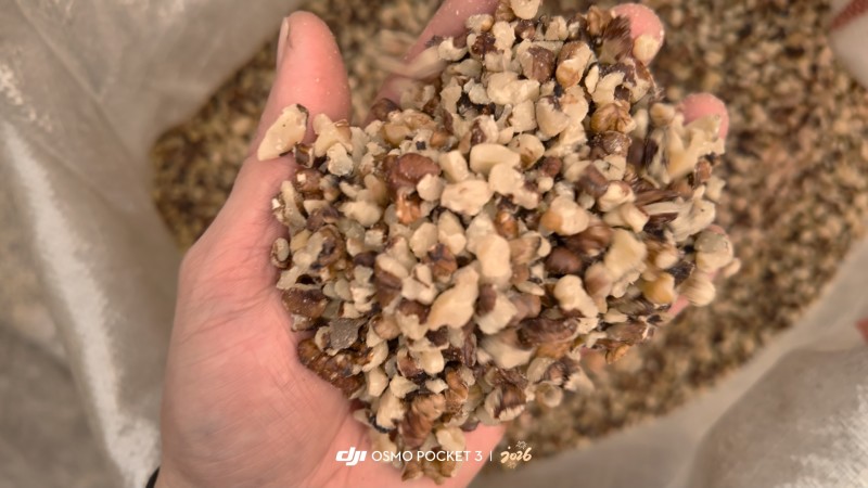 汾阳市荣杰食品有限公司，产地直供核桃仁，白三氯，四路
