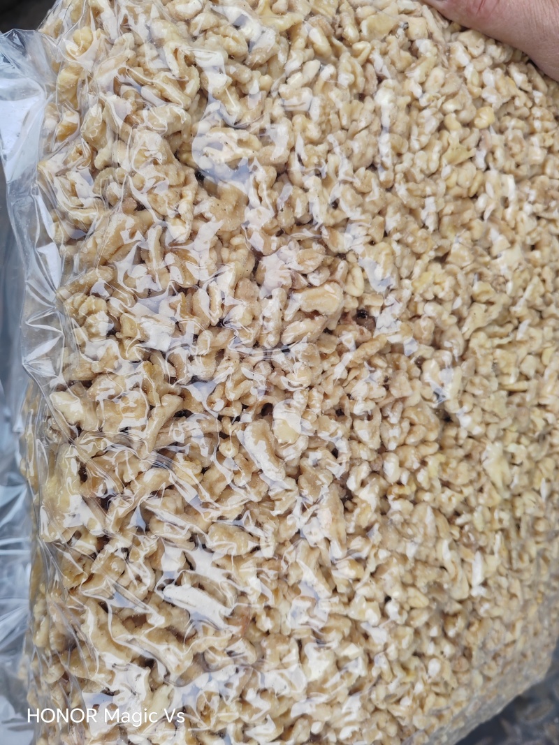 汾阳市荣杰食品有限公司，产地直供核桃仁，白三氯，四路