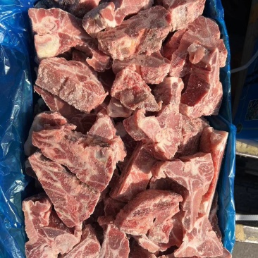 满肉龙骨块，新鲜纯干，酱大骨自助餐**