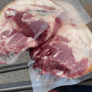 广西特产河池环江黑毛跑山土猪佳品