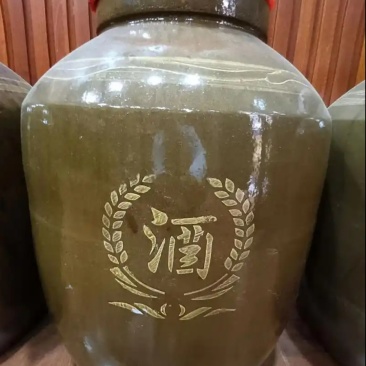 湖北十堰市郧西县城关镇土烧包谷大曲酒