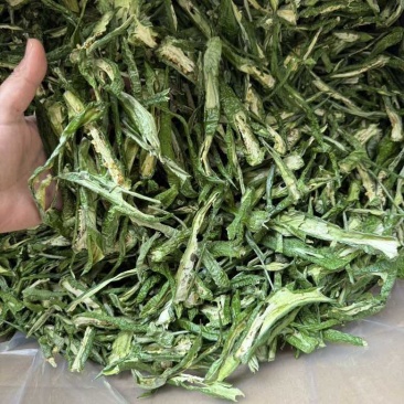 辣椒条大量上市，有需要的老板联系