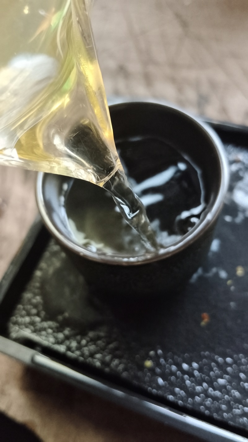 云南省普洱市景谷县凤山镇古树藤条茶