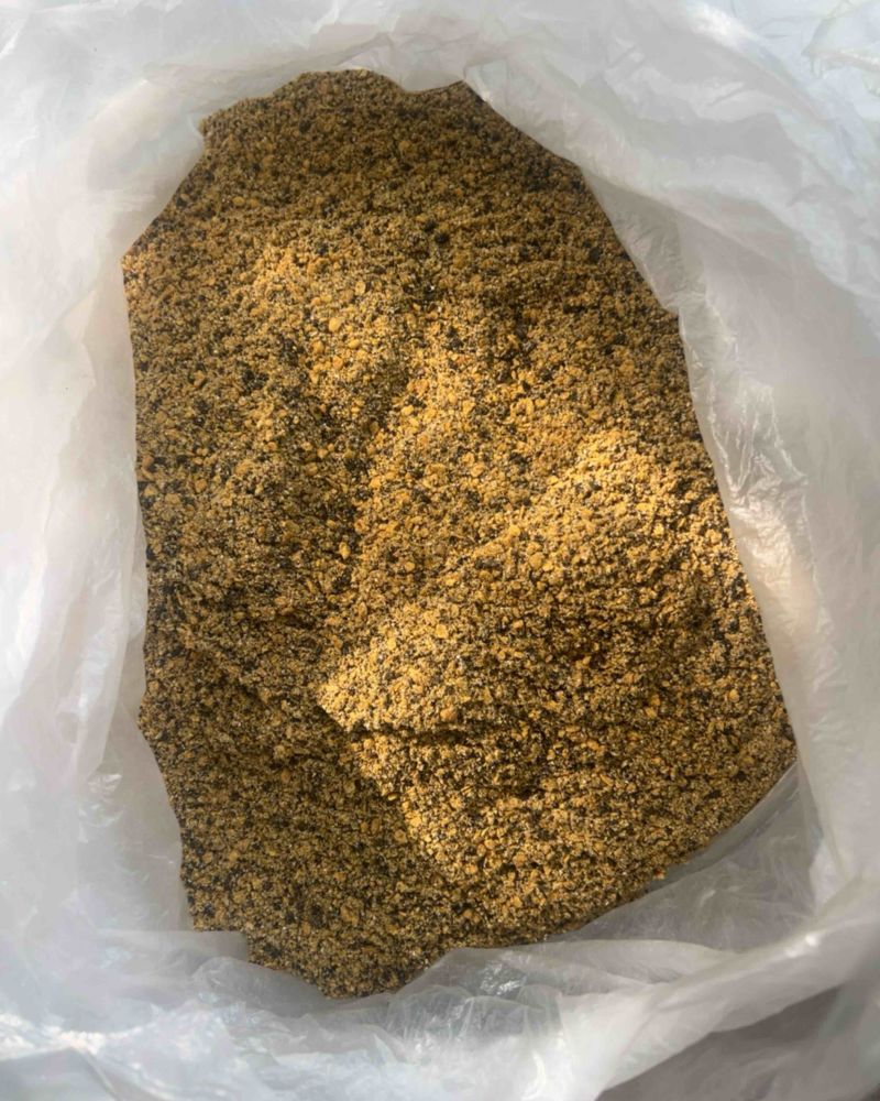 可用于育肥牛羊，鱼发酵料，蛋白35