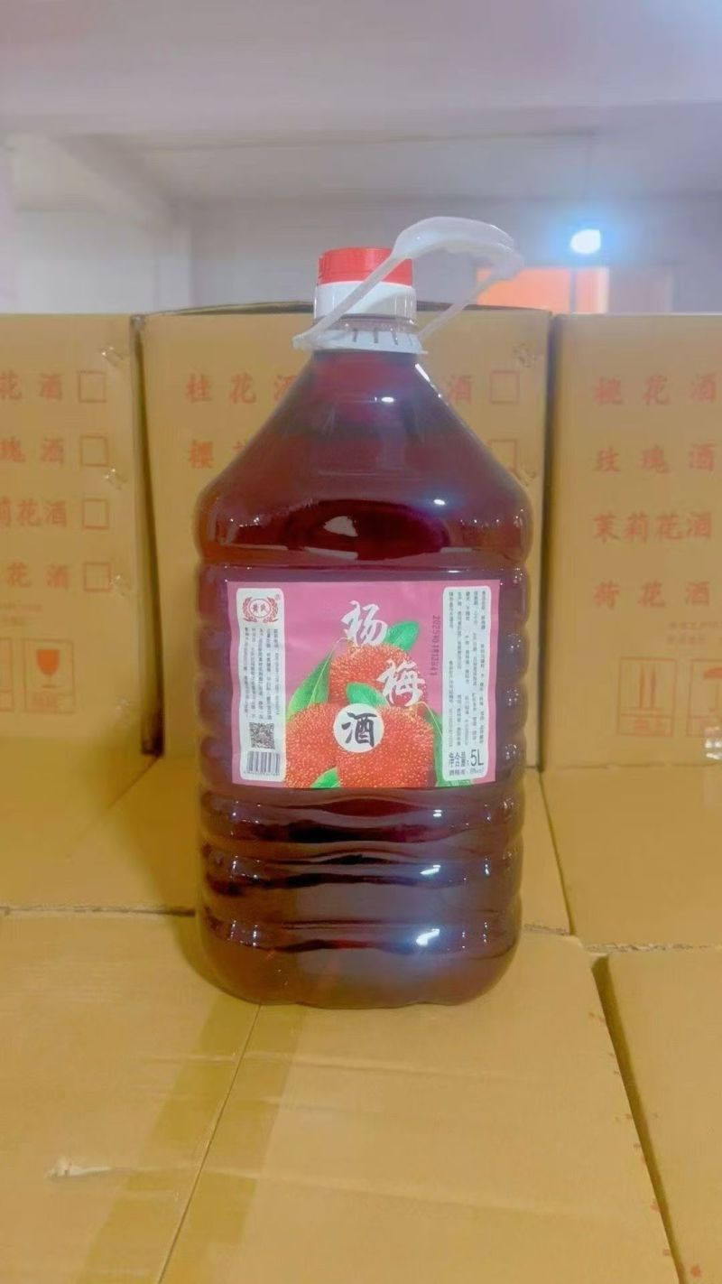 玫瑰刺梨桑葚百香果种类200多种，桶装瓶装都有