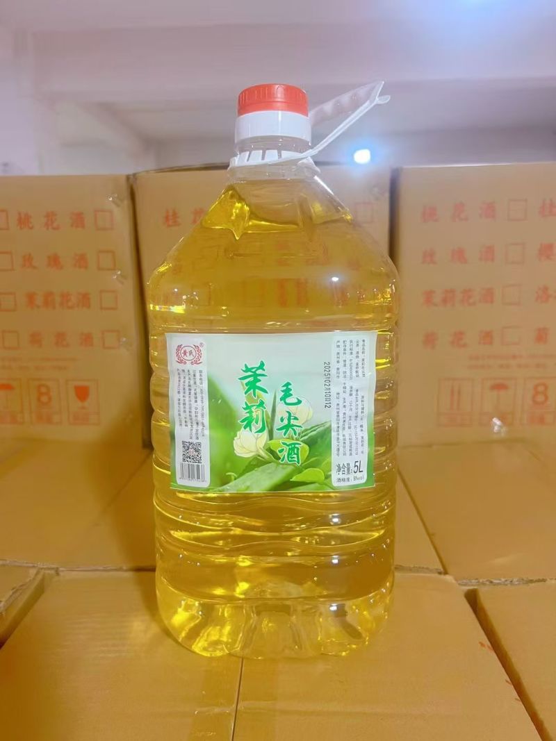 玫瑰刺梨桑葚百香果种类200多种，桶装瓶装都有