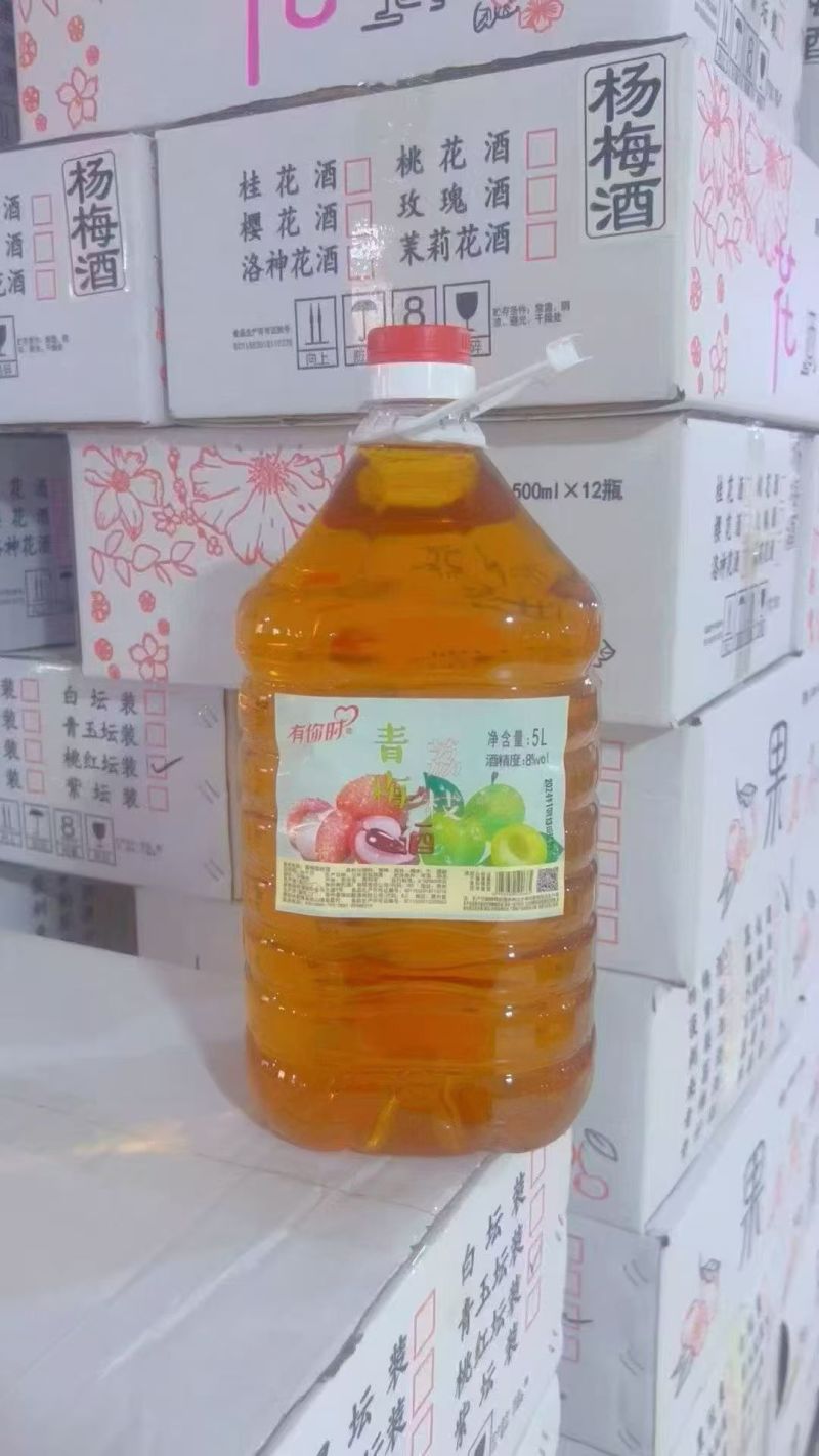 玫瑰刺梨桑葚百香果种类200多种，桶装瓶装都有
