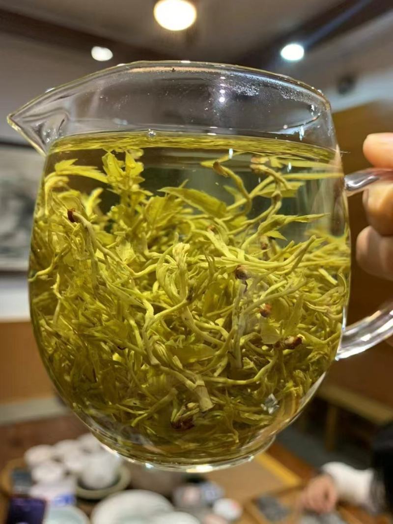 紫莓，白色莓茶十斤装，散装。