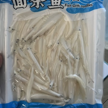 面条鱼，银鱼，一袋350克，一箱20袋。