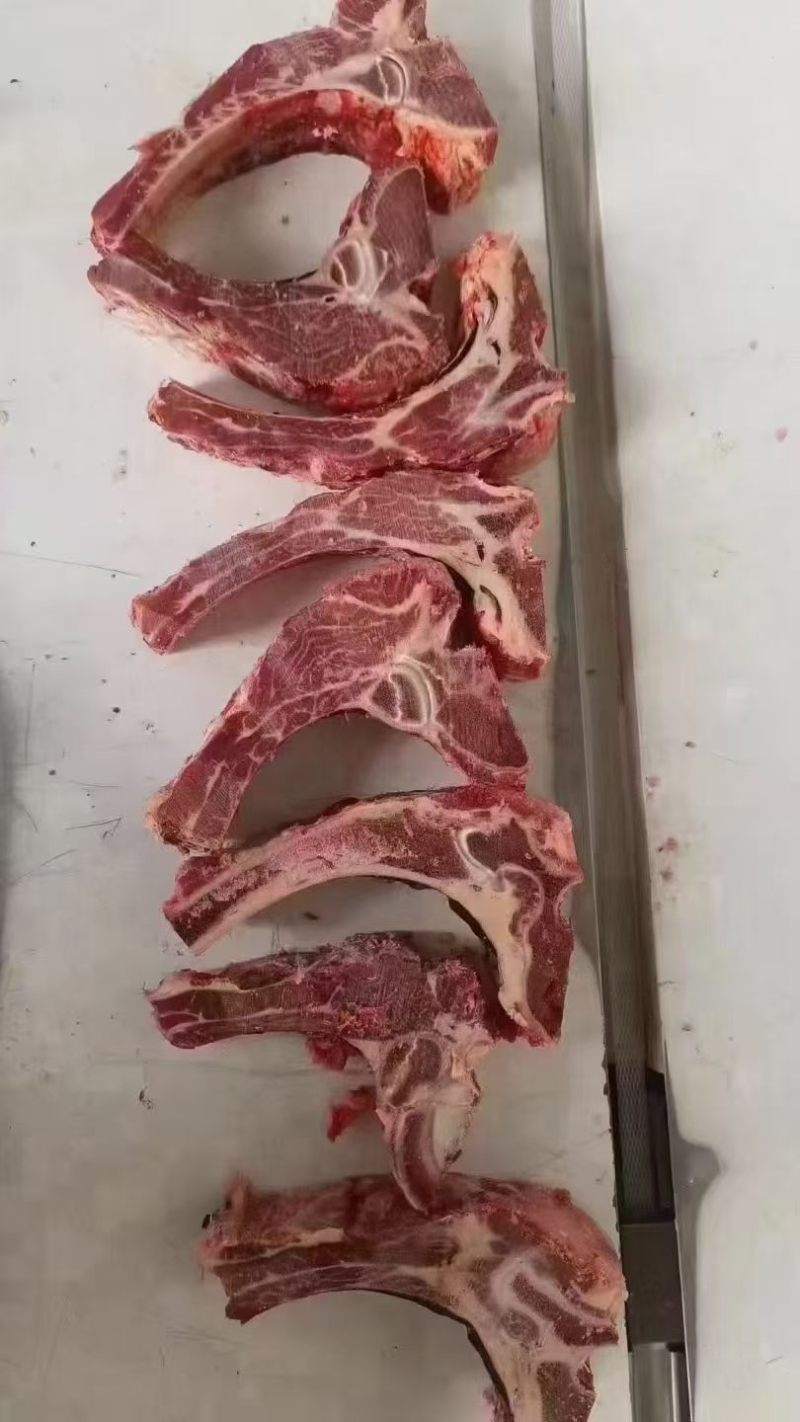 带肋牛脊骨，可以做手把肉