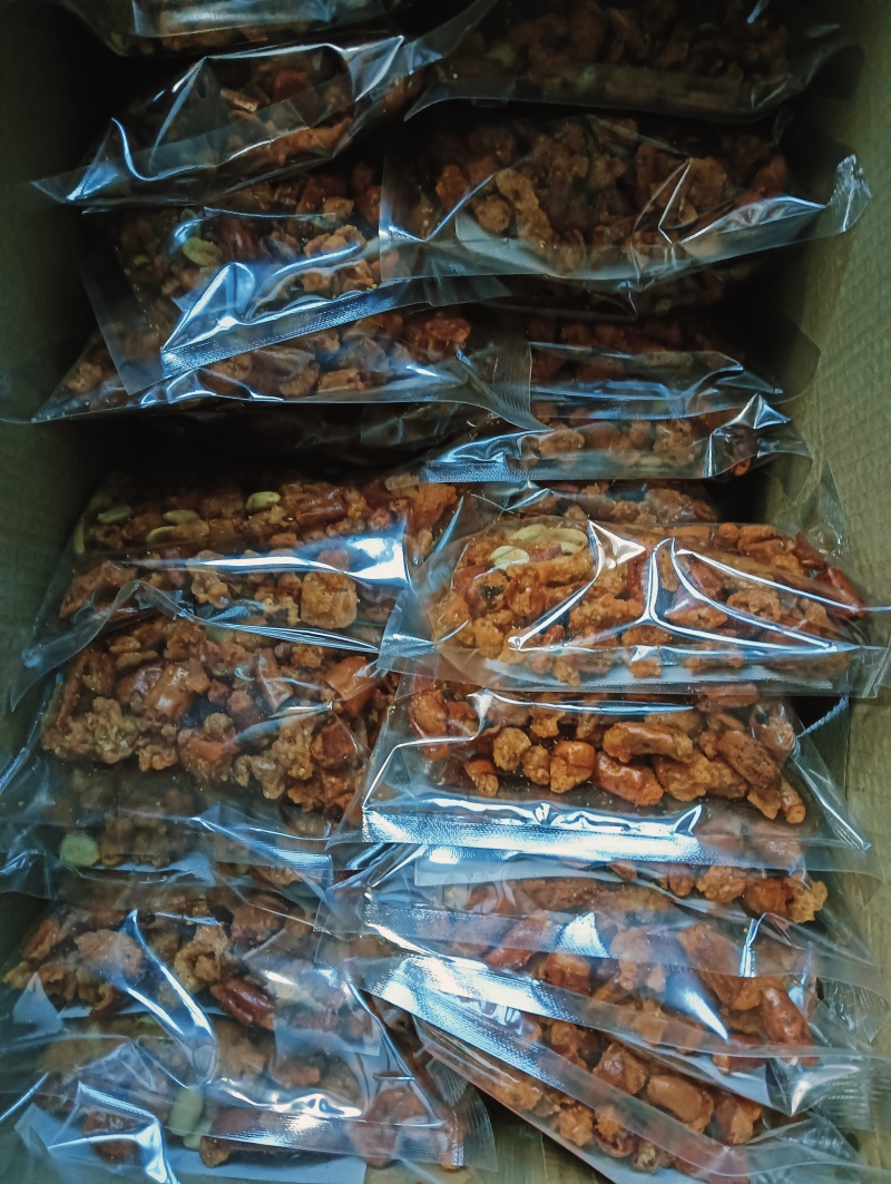 手工香辣酥香酥不腻辣而不燥追剧零食批发