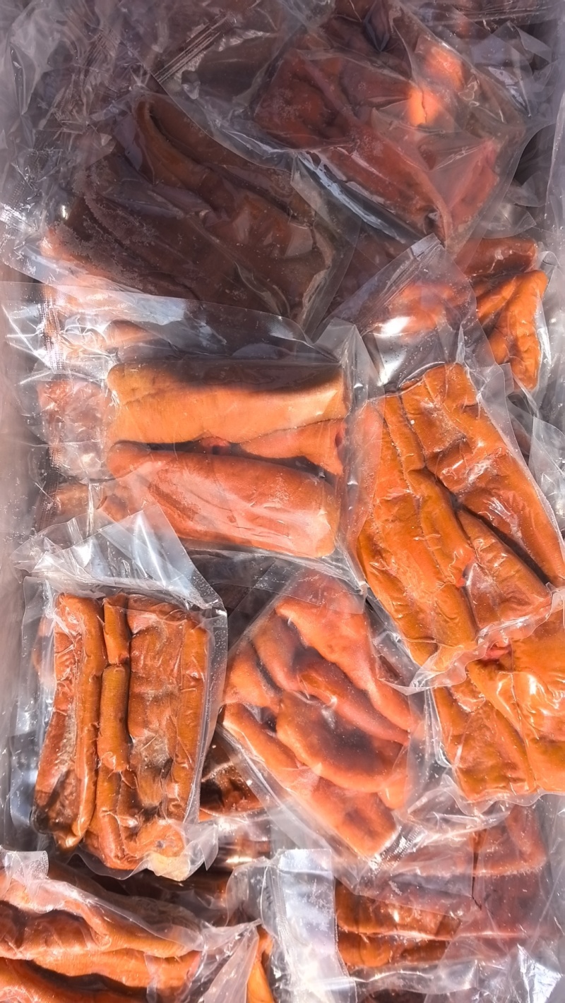 #宽皮海肠，有两种颜色的，价格美丽