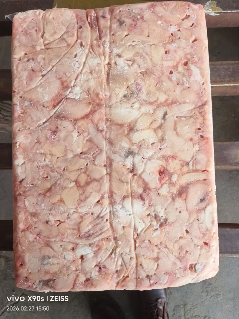 鸡胸碎肉大胸碎肉有骨无骨大块货源稳定工厂直发全国冷链物流发货