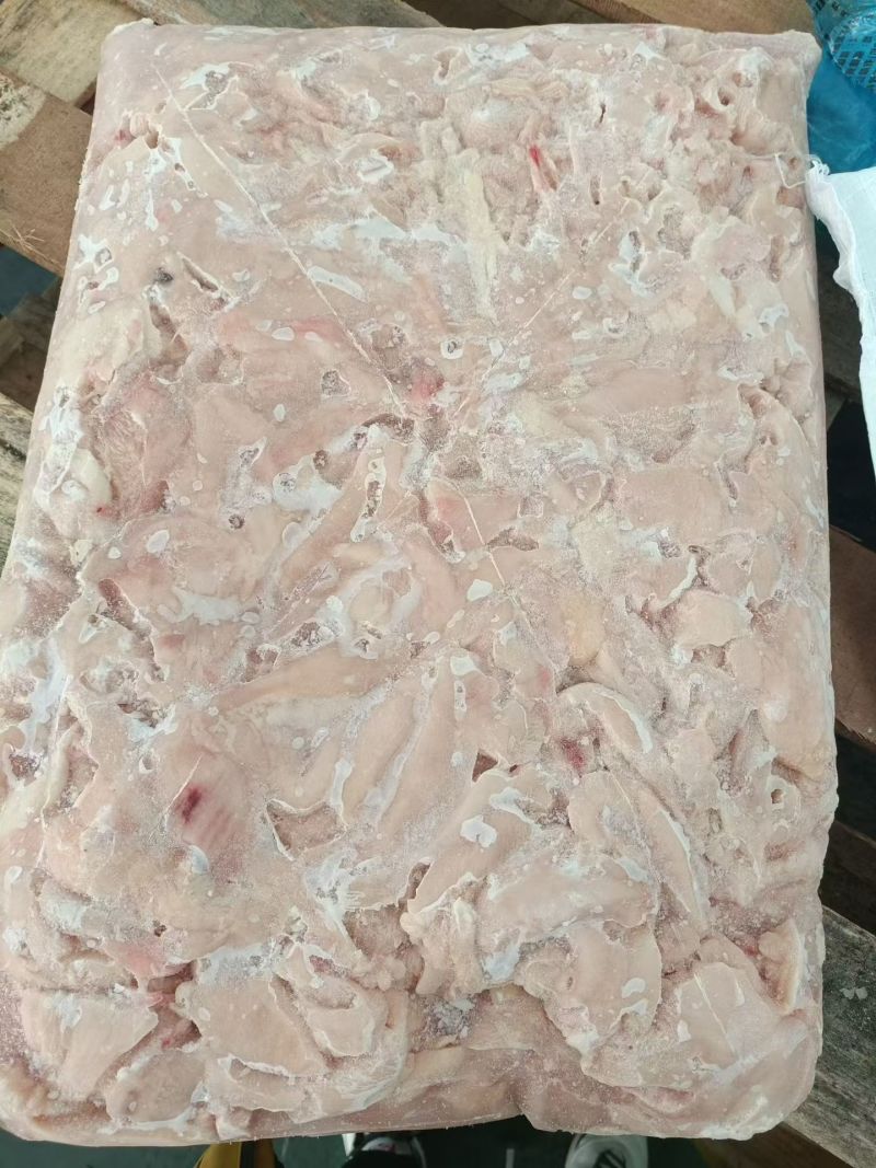 鸡胸碎肉大胸碎肉有骨无骨大块货源稳定工厂直发全国冷链物流发货