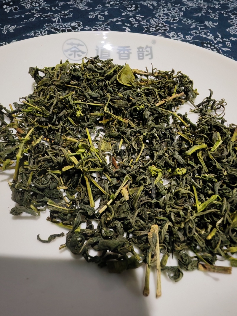 高山云雾绿茶，板栗香