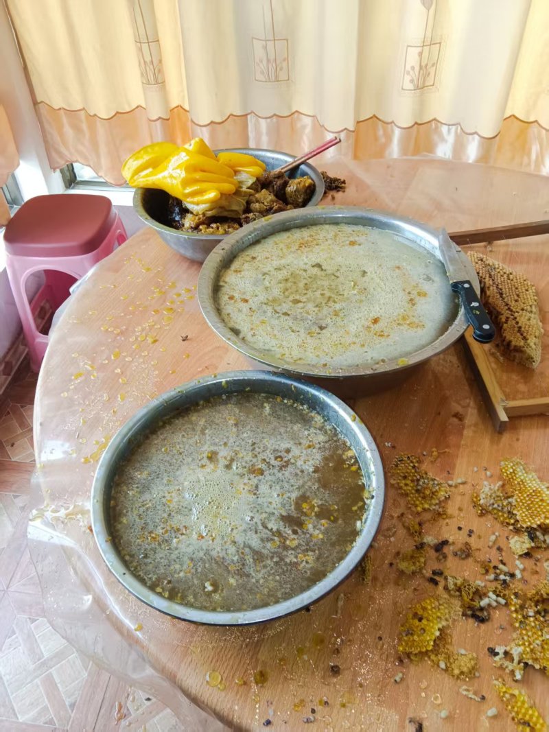 农村自家土蜂蜜