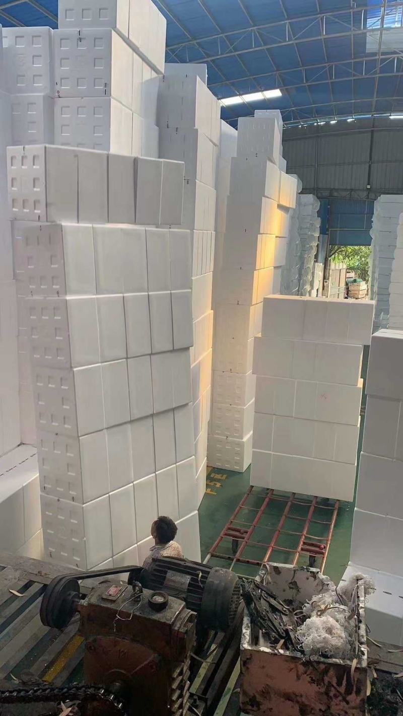 泡沫箱