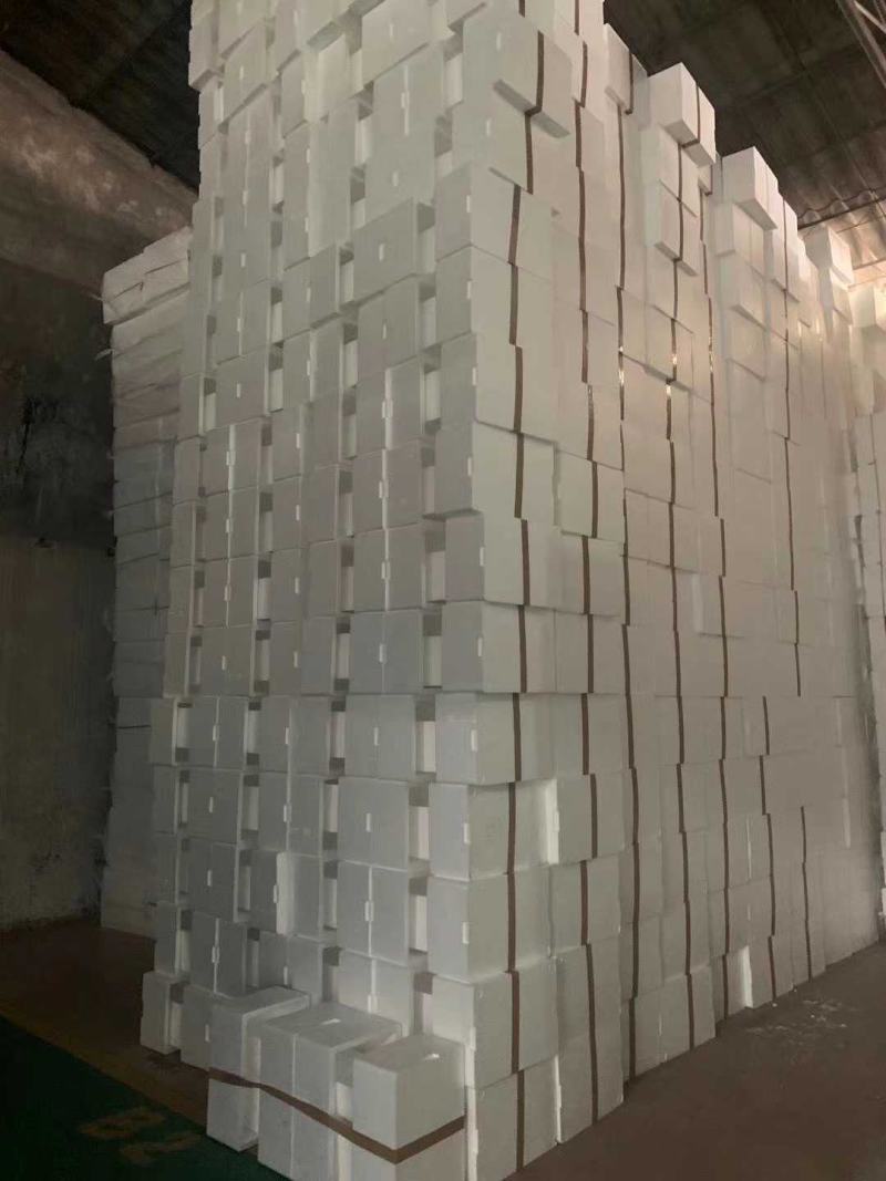 泡沫箱