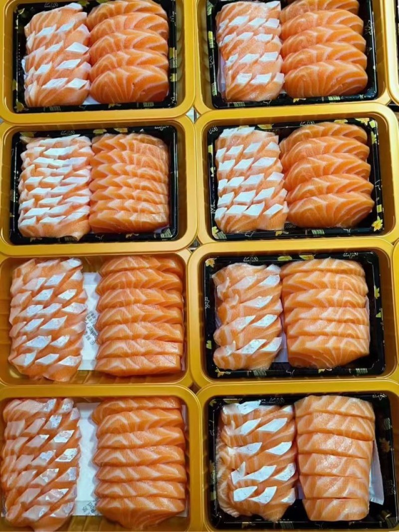 皮皮虾，梭子蟹，小龙虾，青龙三文鱼现货