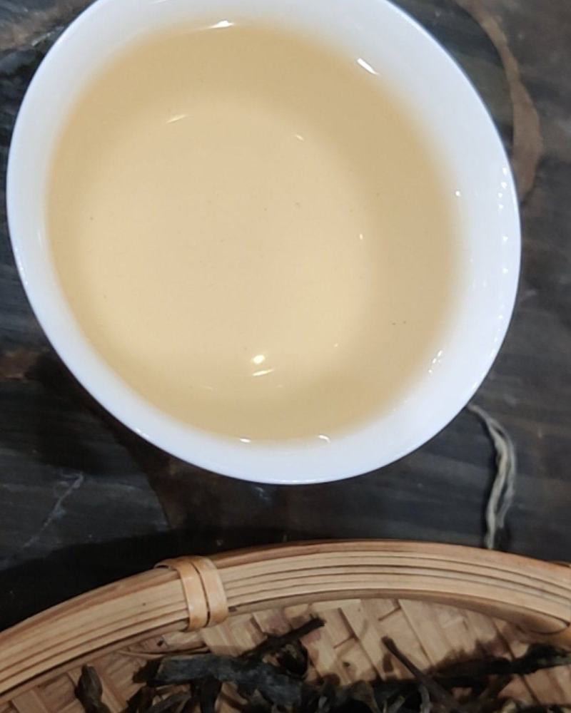 巴达山茶王地古树茶