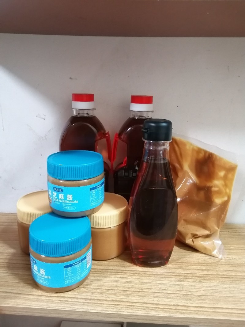 纯芝麻酱二八酱香油厂家批发直供