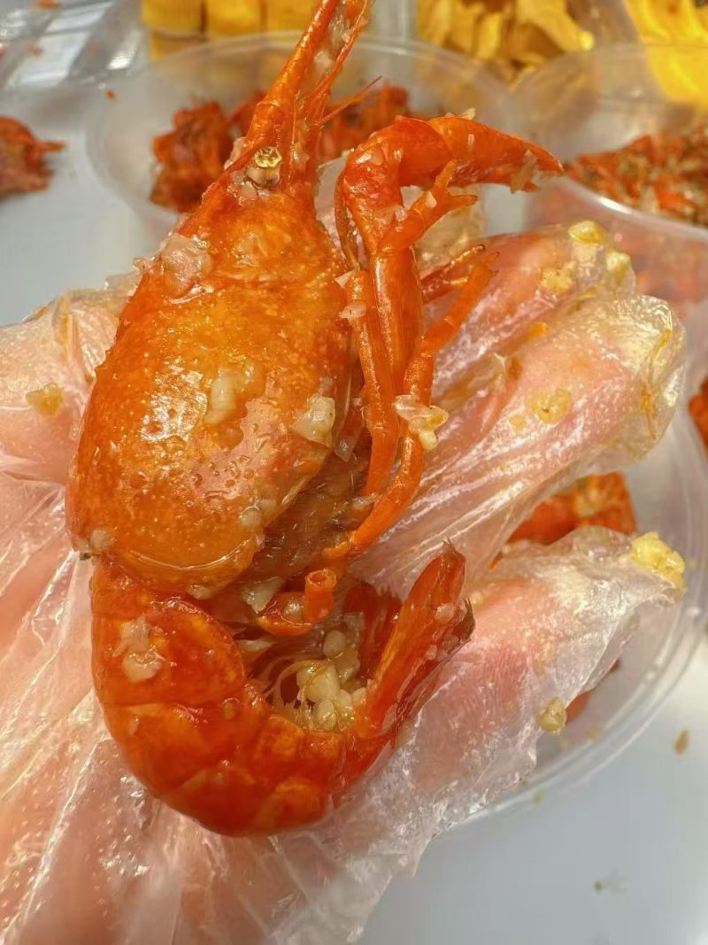 成品当天发货，蒜香味和麻辣味。运费自理。