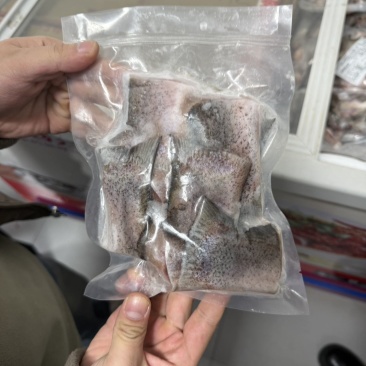 鱼尾，鱼下巴，鱼籽