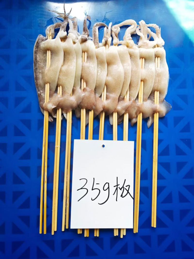 鱿鱼串支持各种规格，烧烤必备单品，欢迎咨询！