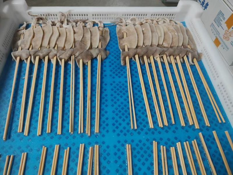 鱿鱼串支持各种规格，烧烤必备单品，欢迎咨询！