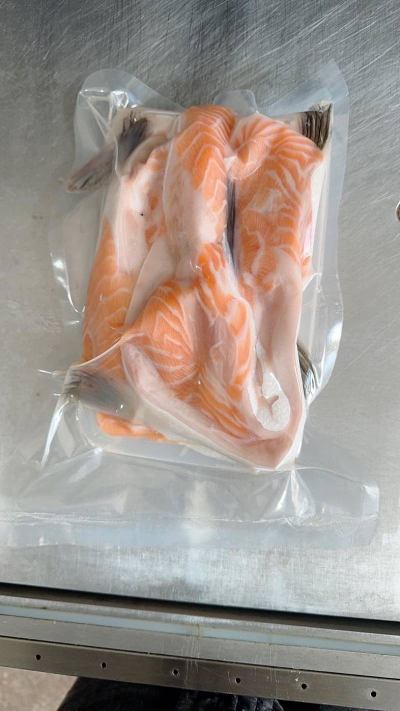 挪威三文鱼鱼腩条鱼腹条一包2斤支持各种规格定制定做