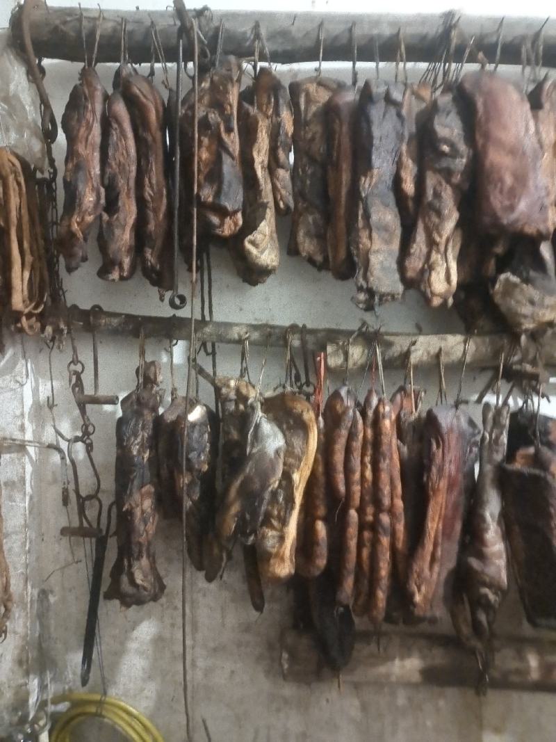 **抢购货源充足的正宗腊肉等你来选