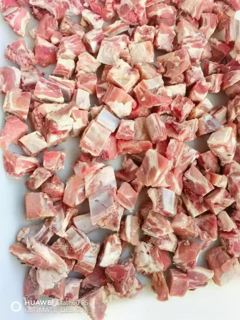电商**:排骨粒。前排块。胫骨块。龙骨块。肋排块。带肉50%