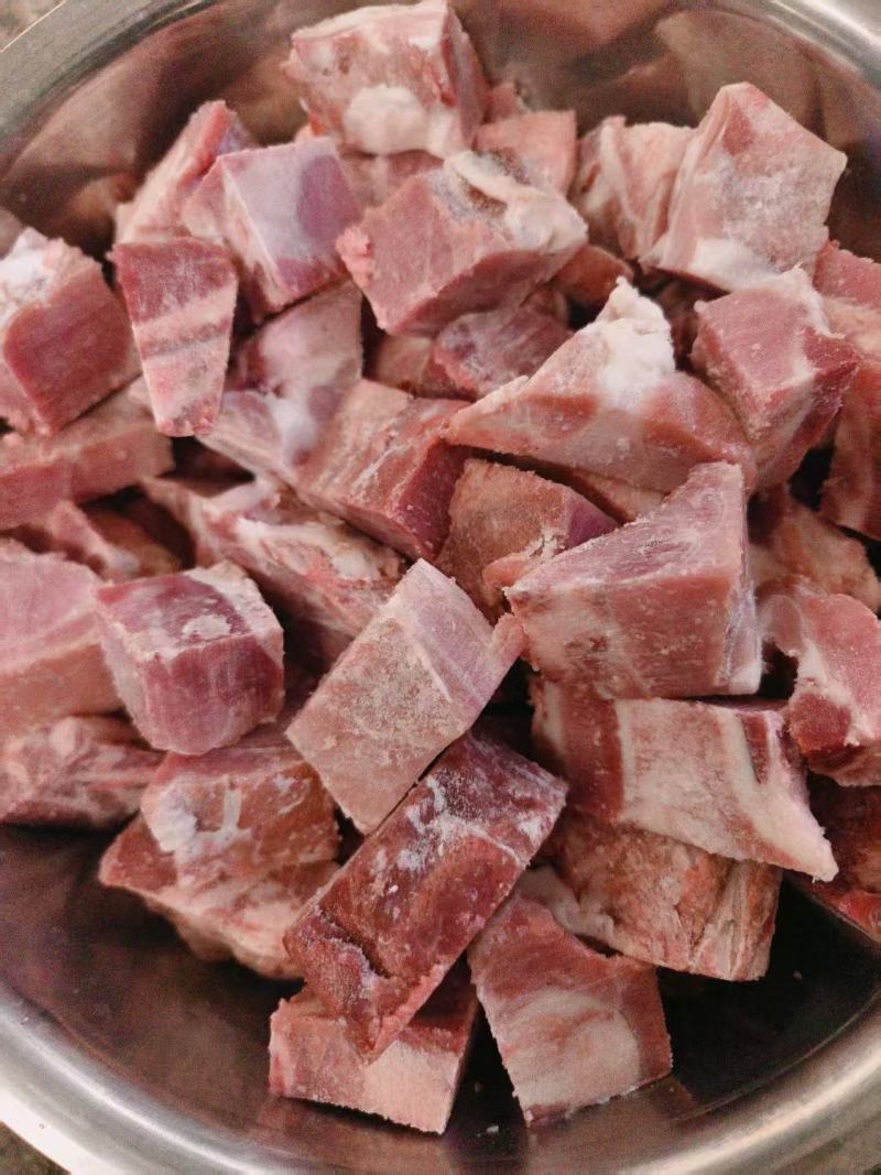 多肉排骨粒，带肉率高