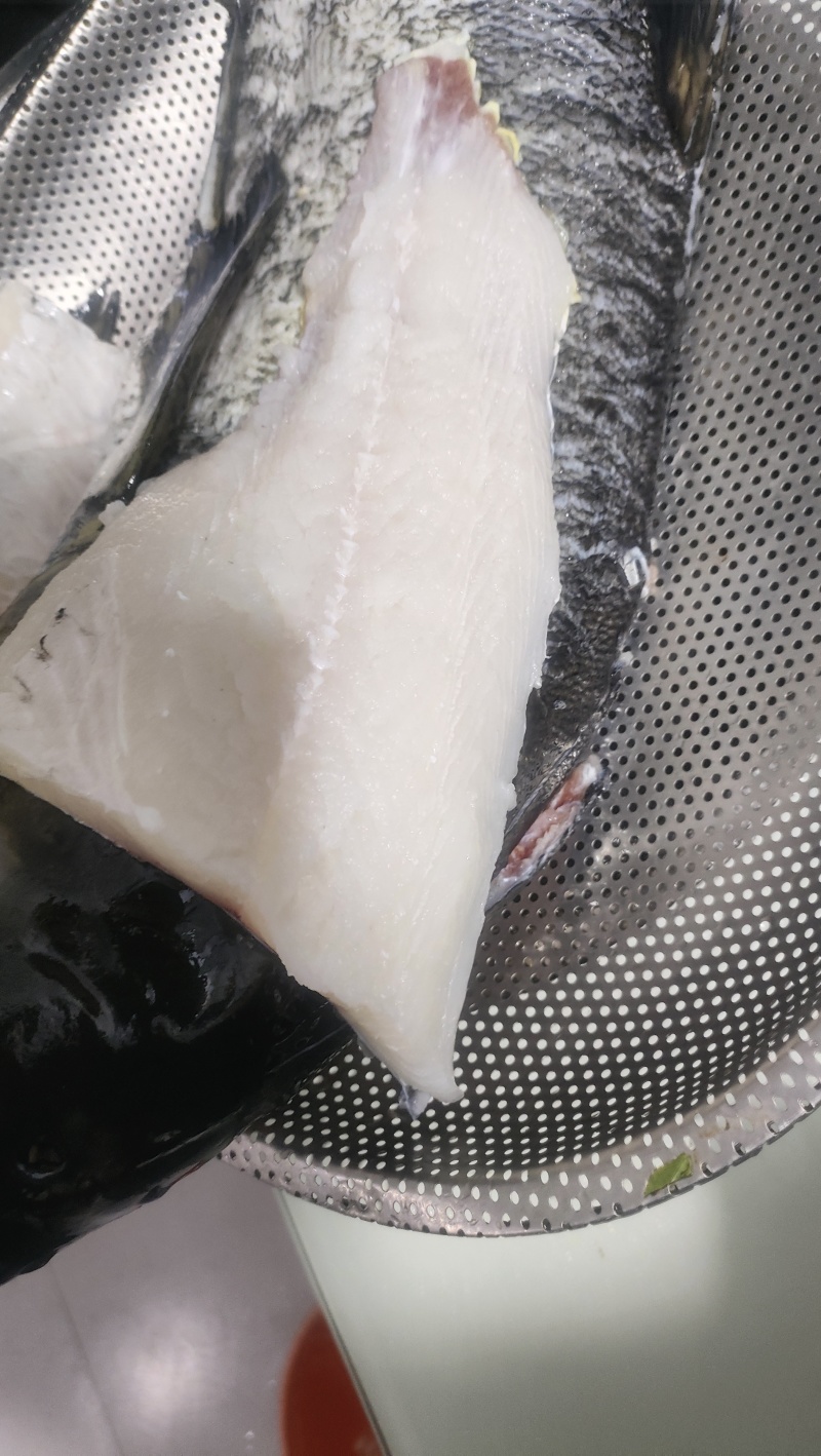 泉水瘦身鱼，源头鱼厂