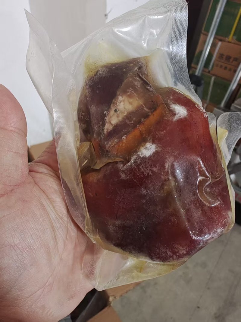 烟熏猪拱嘴，开袋解冻直接食用可炒，可凉拌，真空包装很好用
