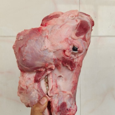 猪头肉，去皮猪头肉，适用于工厂。卤菜店，烧烤店