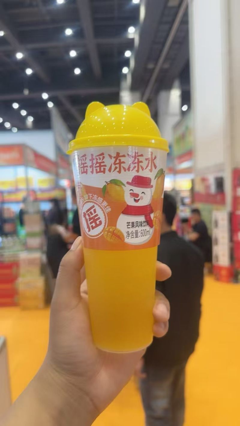 摇摇冻冻水饮品600mL*15杯厂家直销