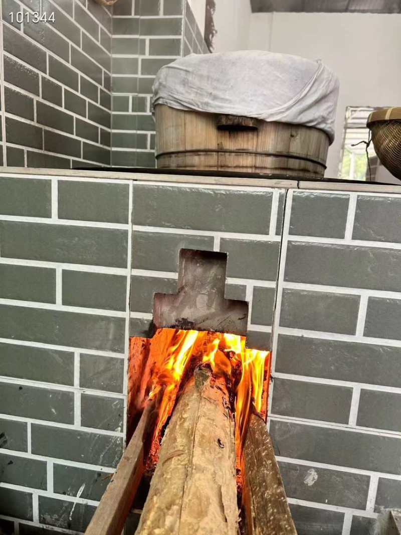 河源产地直销客家黄酒黑米酒黄酒糟不掺假、无烧酒一瓶4.9斤
